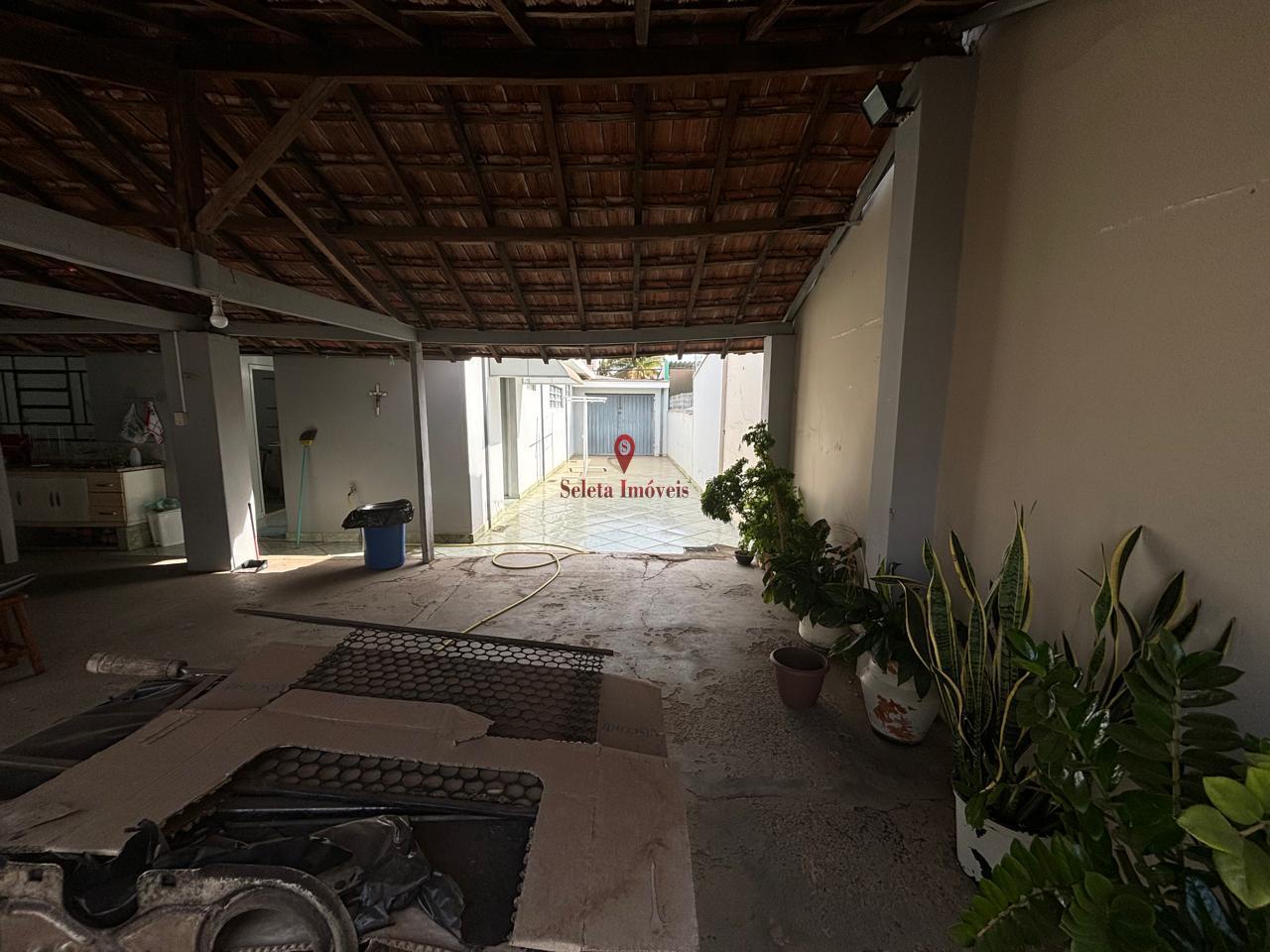 Casa à venda com 3 quartos, 200m² - Foto 21