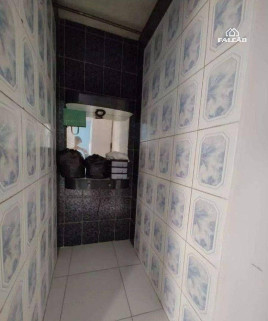 Sobrado à venda com 3 quartos, 178m² - Foto 11