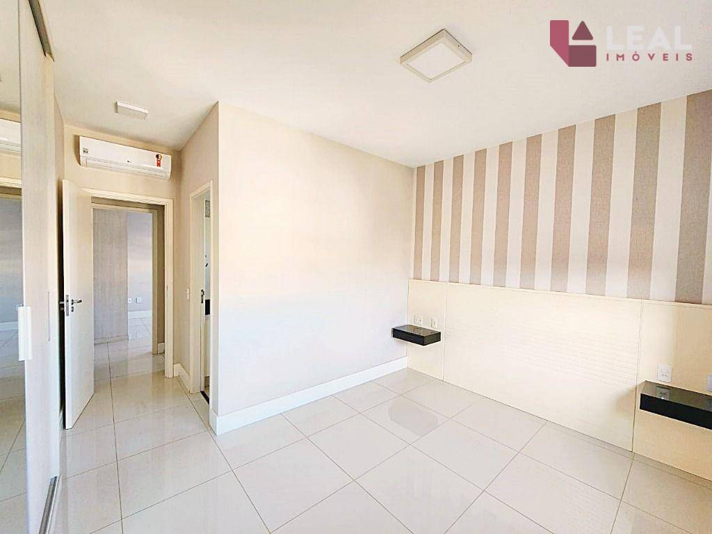 Apartamento à venda com 3 quartos, 98m² - Foto 19