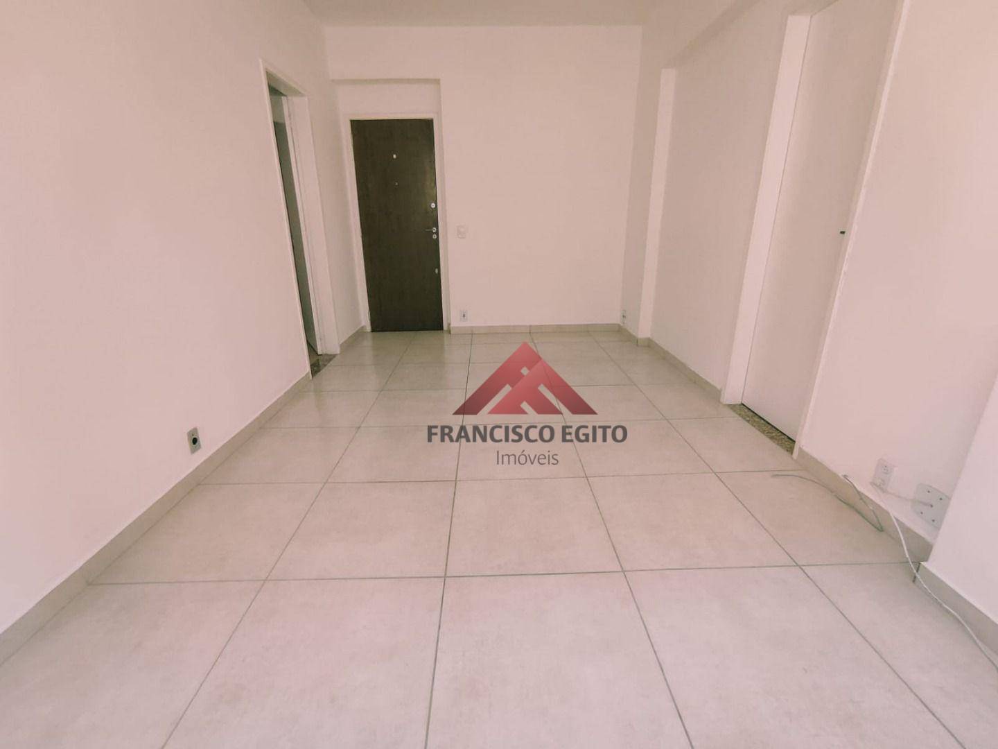 Apartamento à venda com 1 quarto, 50m² - Foto 3