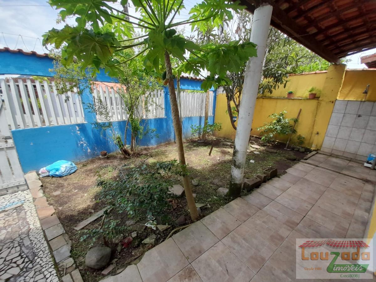 Casa à venda com 3 quartos, 294m² - Foto 2