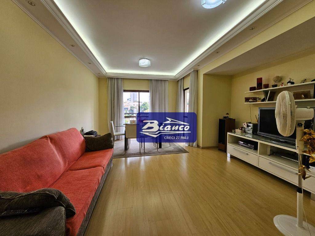 Apartamento à venda com 3 quartos, 130m² - Foto 1