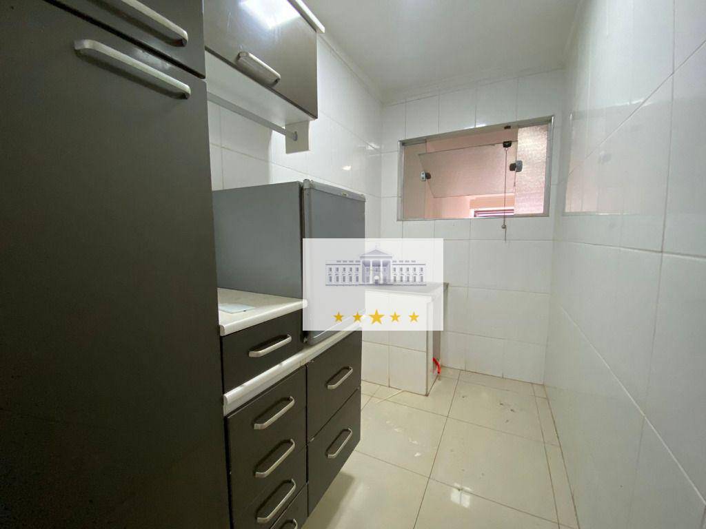 Sobrado à venda com 3 quartos, 254m² - Foto 8