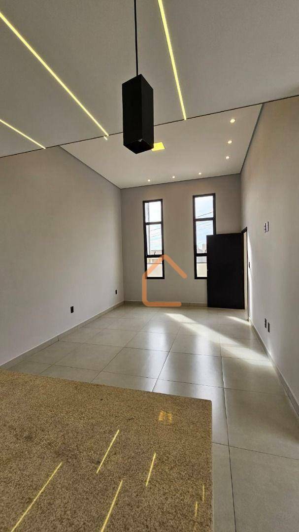Casa à venda com 3 quartos, 123m² - Foto 8