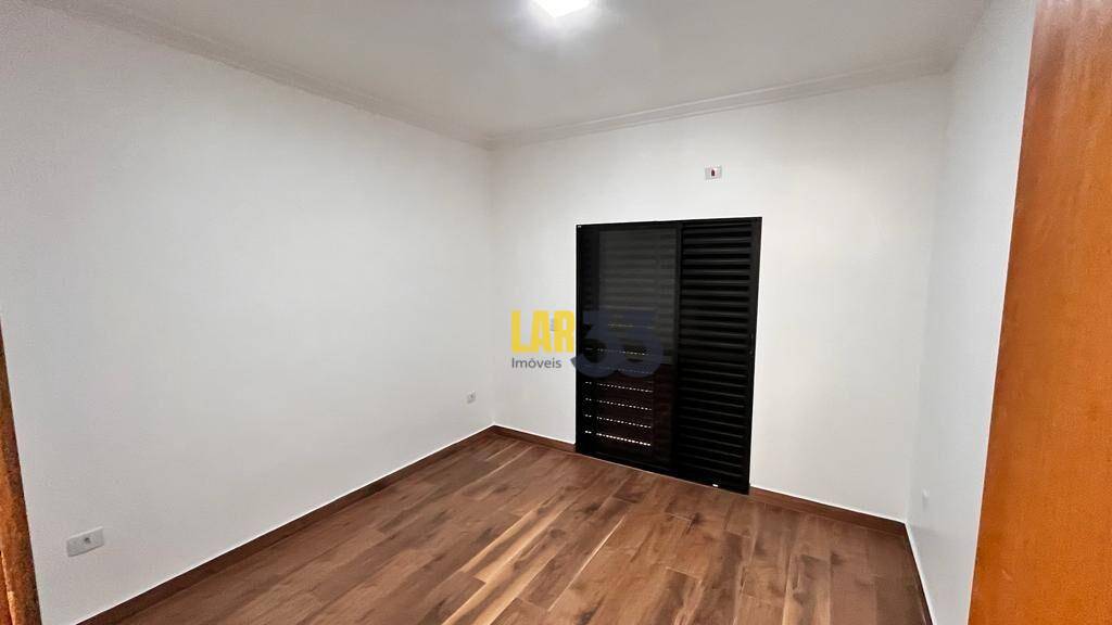 Casa de Condomínio à venda com 4 quartos, 200m² - Foto 32