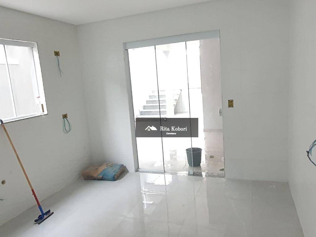 Sobrado à venda com 3 quartos, 200M2 - Foto 2