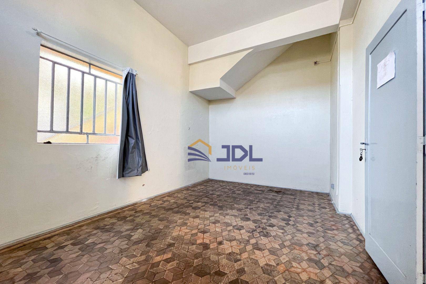 Casa à venda com 4 quartos, 253m² - Foto 18