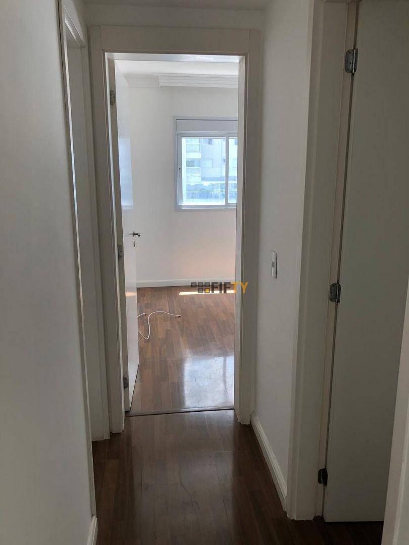 Apartamento à venda com 3 quartos, 130m² - Foto 18