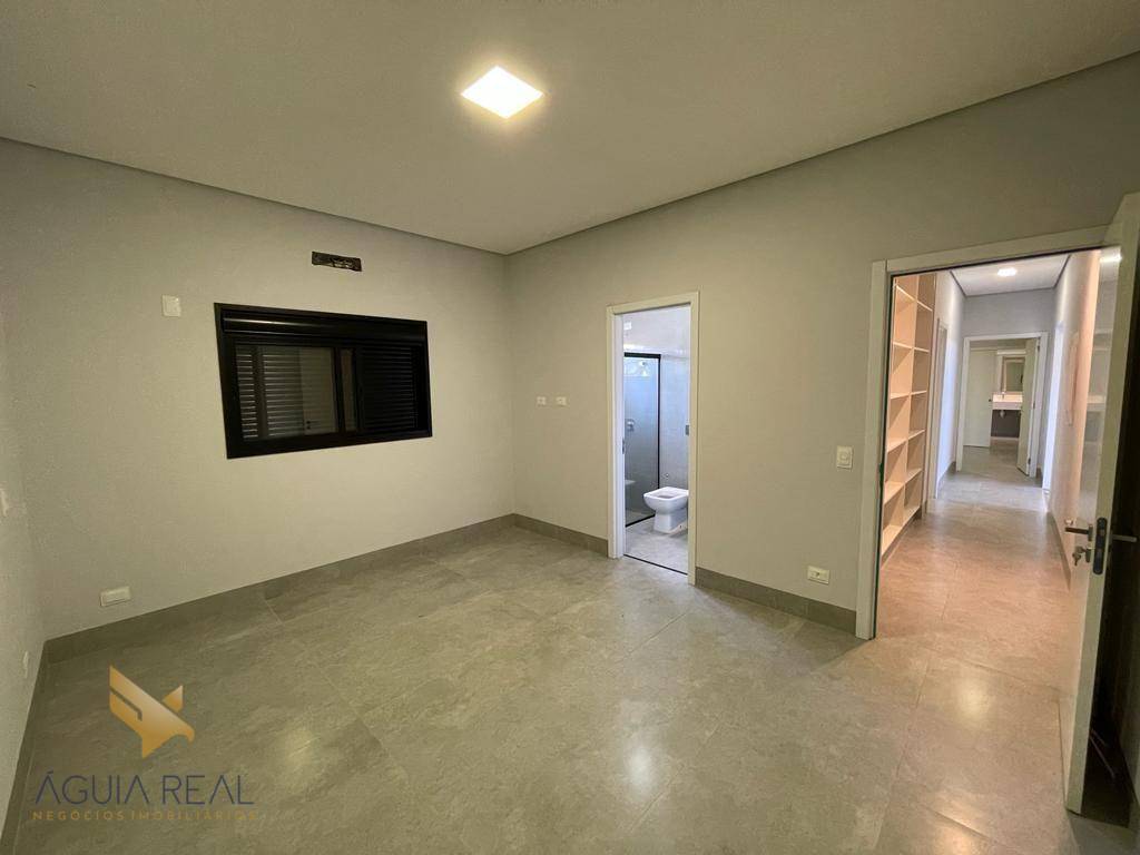 Casa à venda com 3 quartos, 181m² - Foto 8