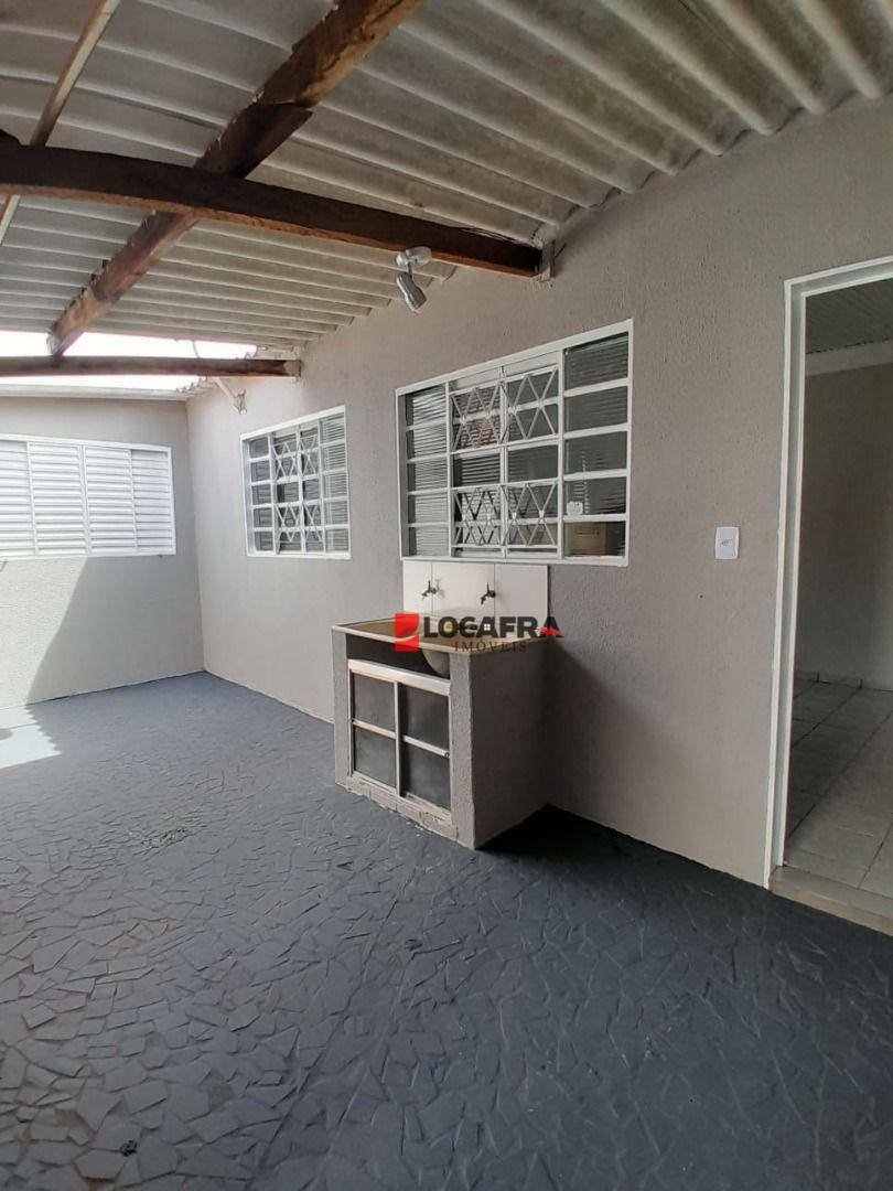 Casa à venda com 3 quartos, 160m² - Foto 11