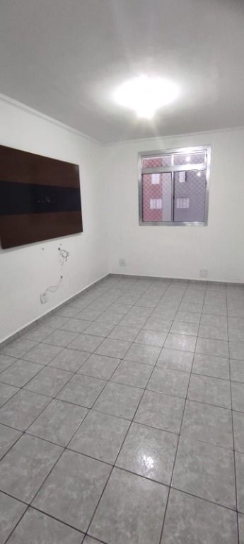 Apartamento à venda com 2 quartos, 56m² - Foto 3