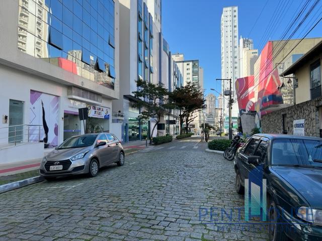 Apartamento à venda com 3 quartos, 155m² - Foto 34