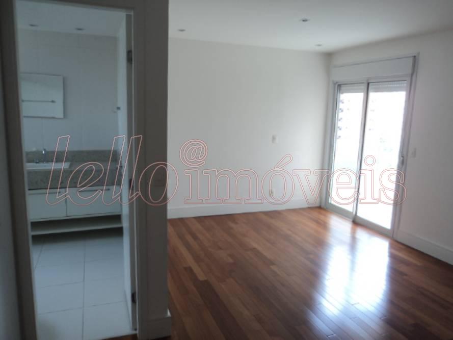 Apartamento para alugar com 3 quartos, 200m² - Foto 9