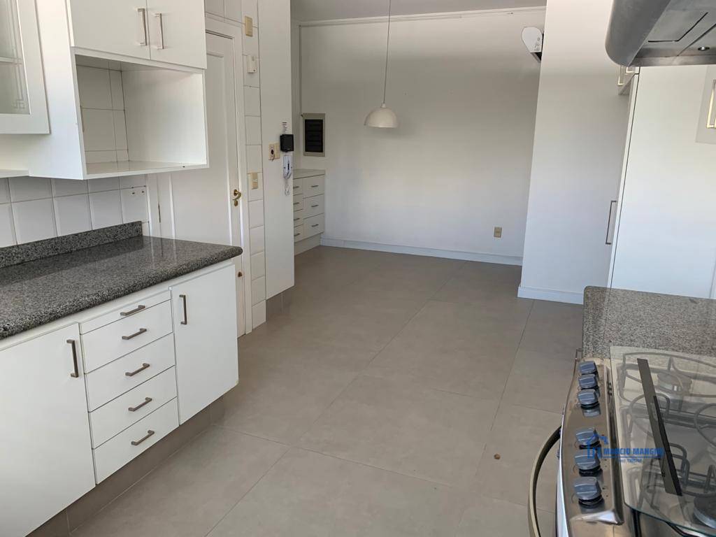 Apartamento à venda com 3 quartos, 187m² - Foto 10