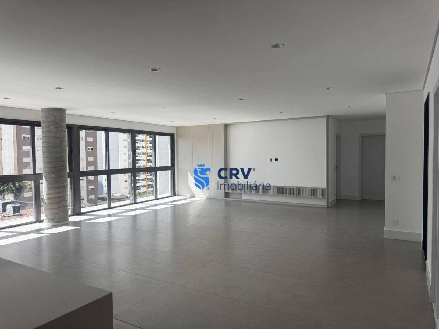 Apartamento, 3 quartos, 185 m² - Foto 1