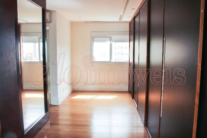 Apartamento para alugar com 2 quartos, 198m² - Foto 15