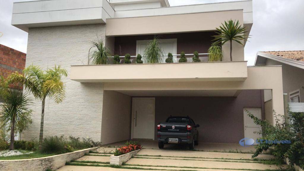 Casa de Condomínio para alugar com 4 quartos, 360m² - Foto 1