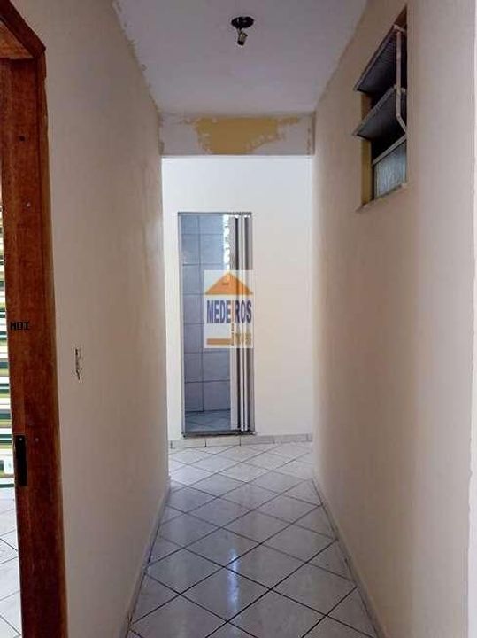 Casa à venda com 2 quartos, 120m² - Foto 20