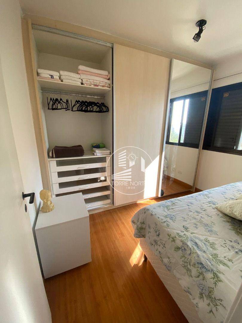 Apartamento à venda com 2 quartos, 70m² - Foto 8