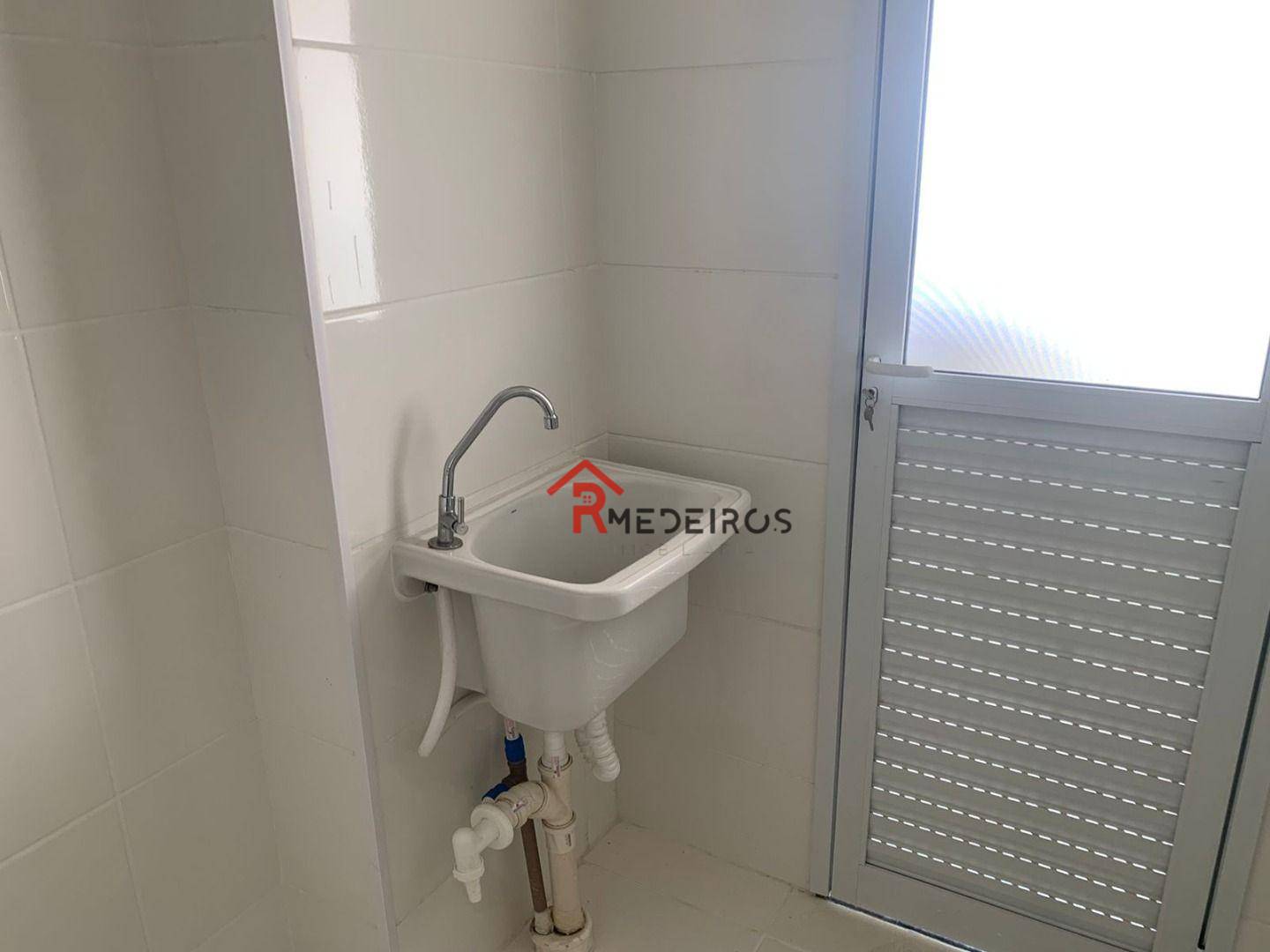 Apartamento à venda com 2 quartos, 70m² - Foto 13