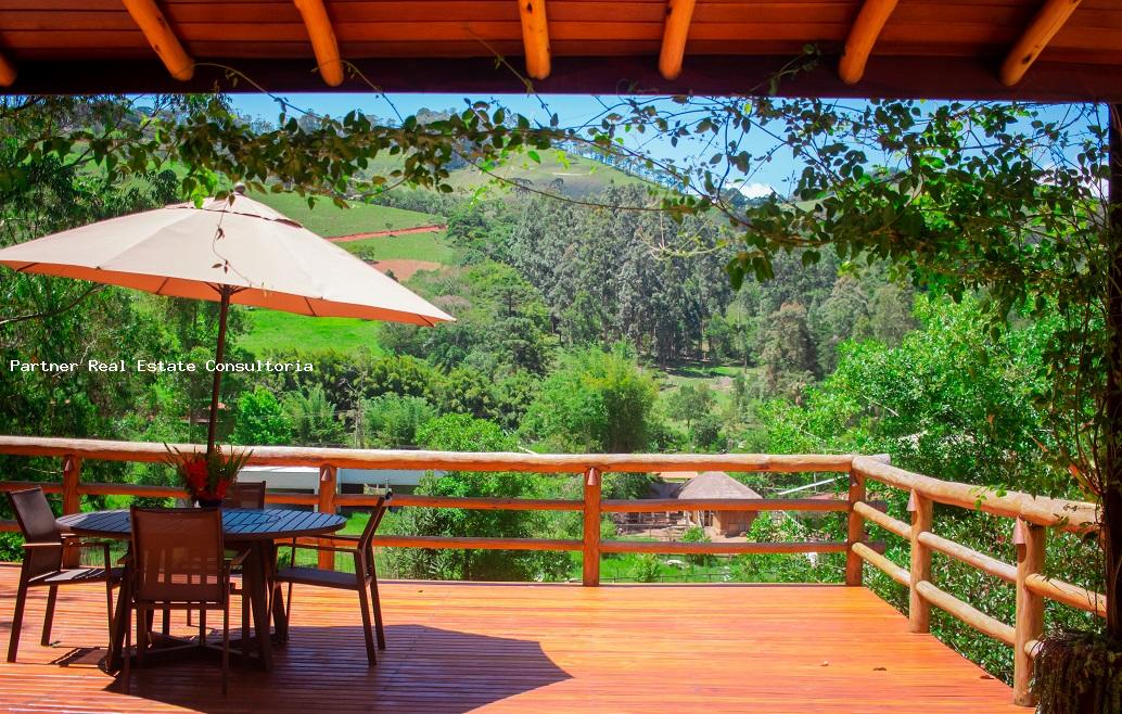 Chácara à venda com 5 quartos, 4m² - Foto 4