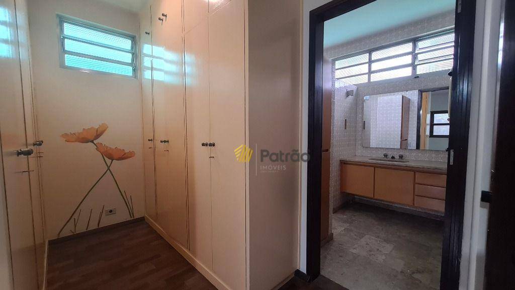 Sobrado à venda com 4 quartos, 332m² - Foto 33