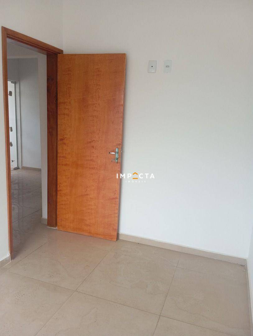 Apartamento para alugar com 2 quartos, 60m² - Foto 2