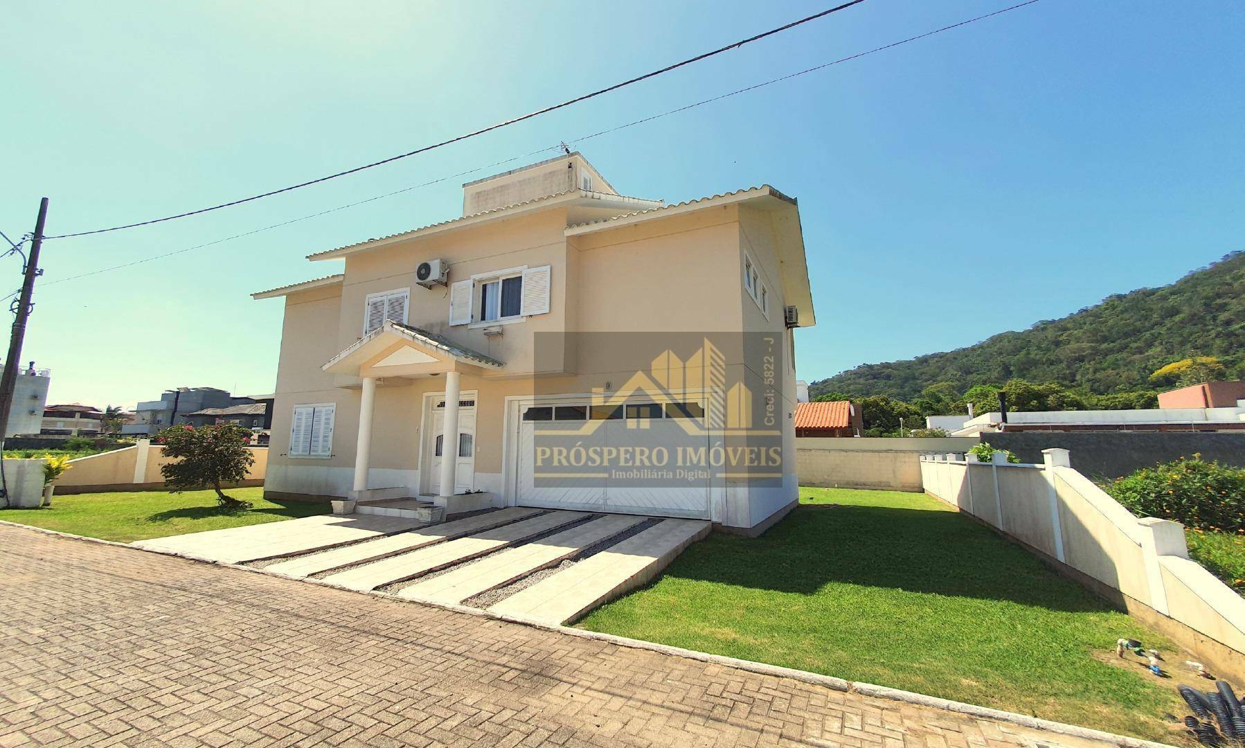 Casa à venda e aluguel com 5 quartos, 304m² - Foto 2