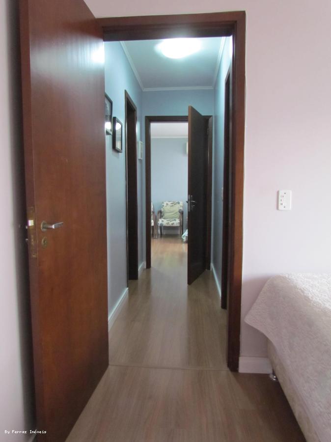 Apartamento à venda com 2 quartos, 78m² - Foto 15