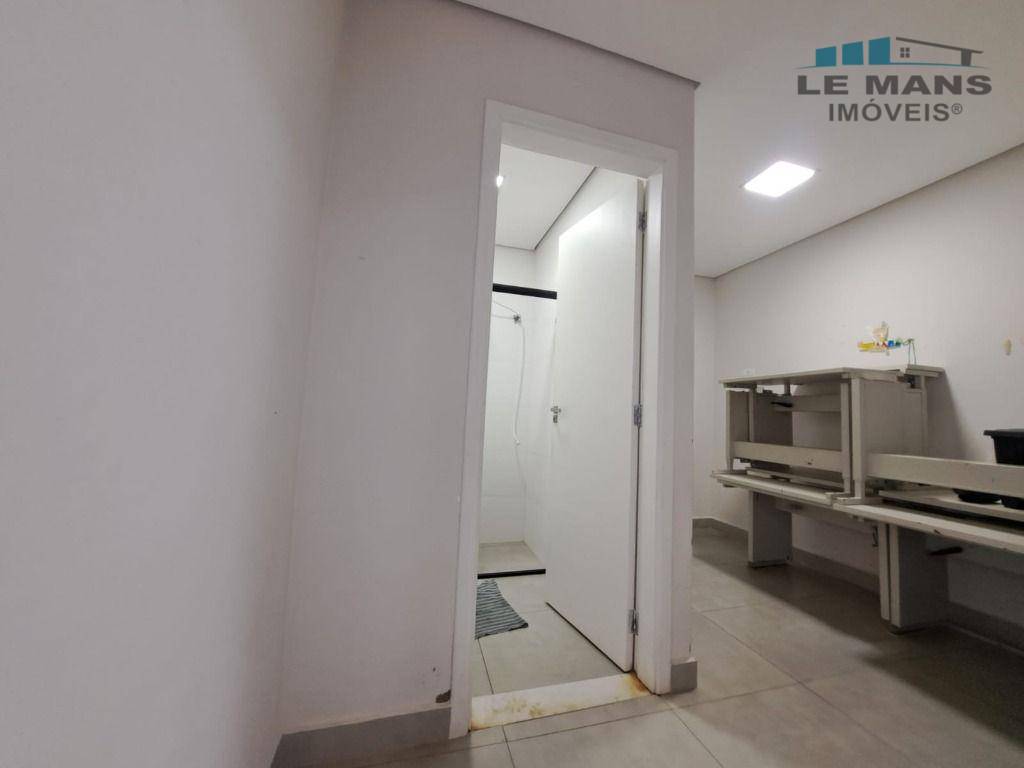 Casa à venda e aluguel com 3 quartos, 185m² - Foto 16