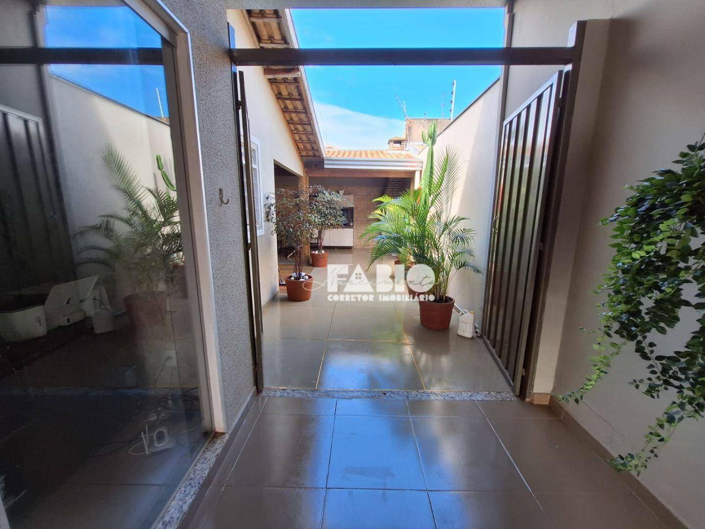 Casa à venda com 3 quartos, 120m² - Foto 14