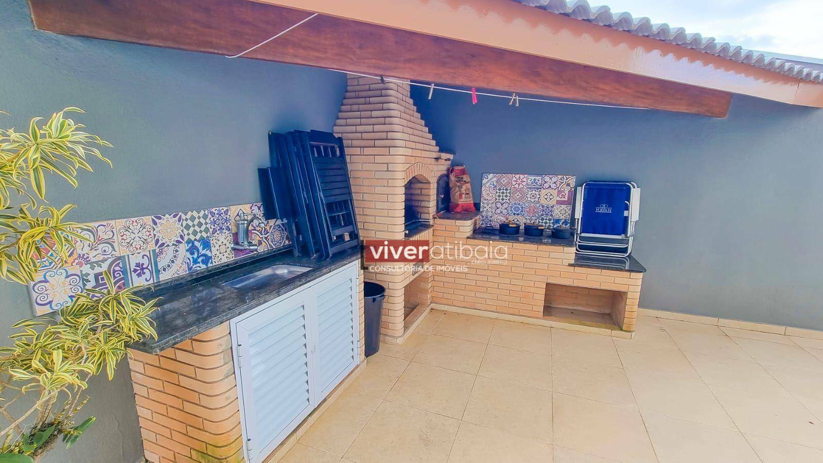 Casa de Condomínio à venda e aluguel com 3 quartos, 190m² - Foto 2