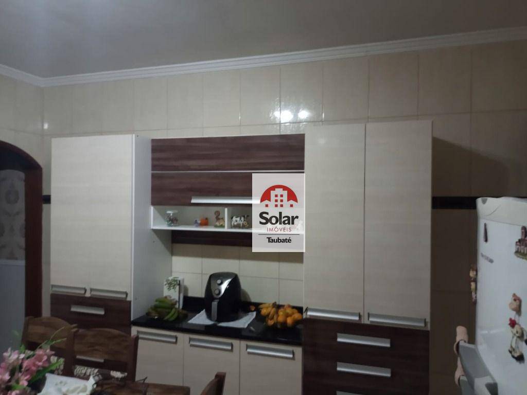 Casa à venda com 3 quartos, 131m² - Foto 4