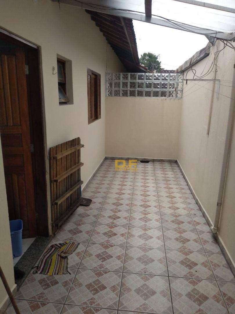 Casa à venda com 2 quartos, 47m² - Foto 11