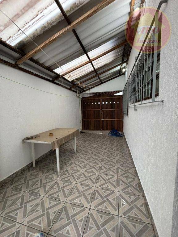 Casa para alugar com 3 quartos, 96m² - Foto 19