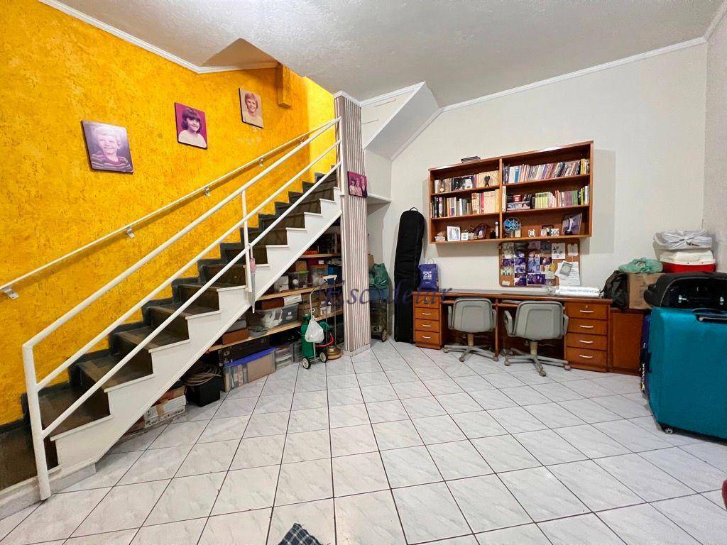 Casa de Condomínio à venda com 3 quartos, 240m² - Foto 10