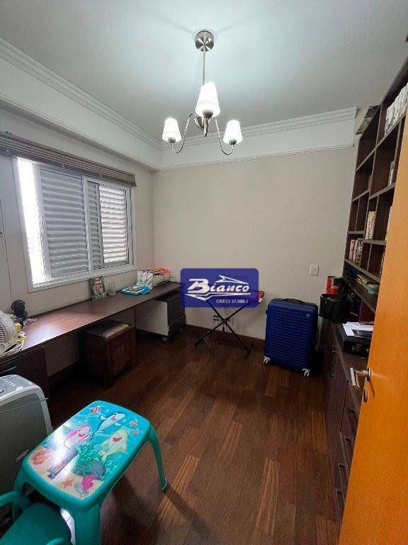 Apartamento à venda com 4 quartos, 168m² - Foto 28