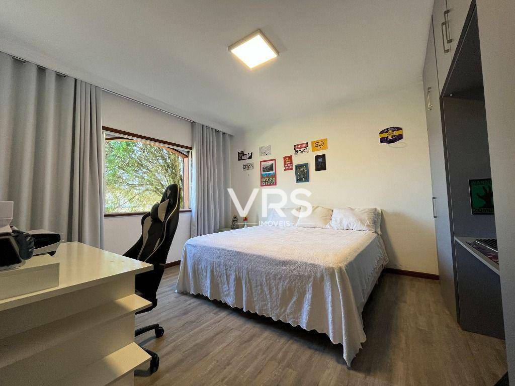 Casa à venda com 6 quartos, 503m² - Foto 94