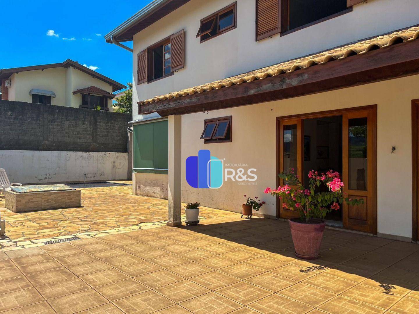 Casa de Condomínio à venda com 4 quartos, 328m² - Foto 26