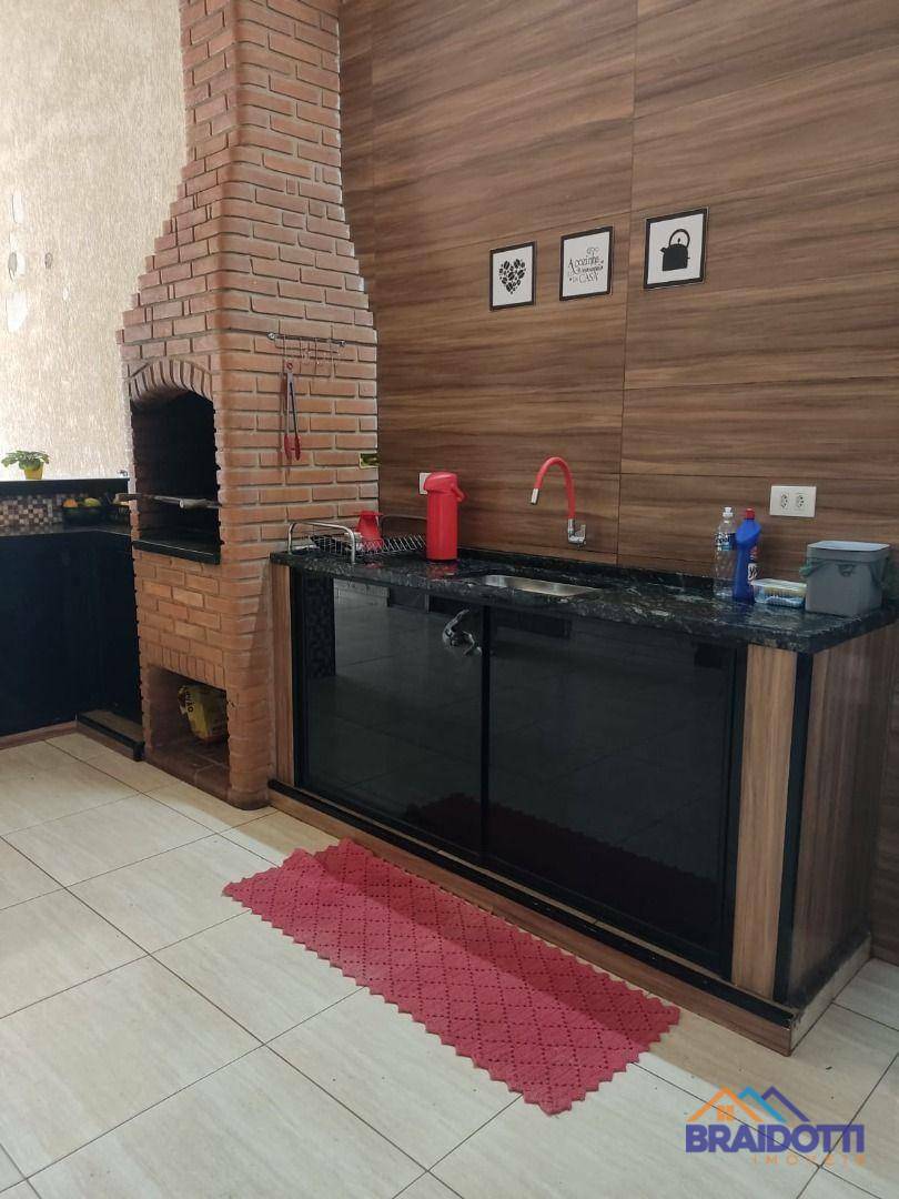 Chácara à venda com 3 quartos, 250m² - Foto 5