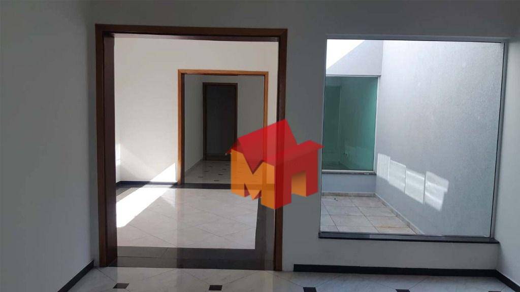 Casa à venda com 3 quartos, 200m² - Foto 16