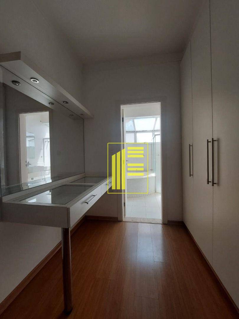 Casa de Condomínio para alugar com 5 quartos, 430m² - Foto 36