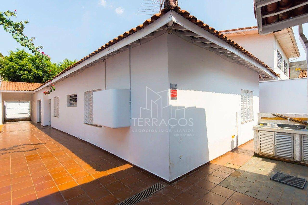 Casa à venda com 3 quartos, 300m² - Foto 12