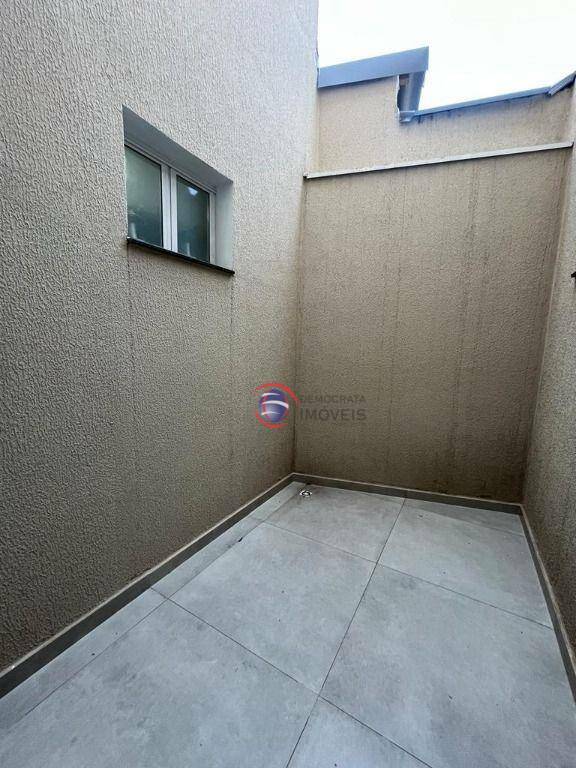 Apartamento à venda com 3 quartos, 90m² - Foto 14