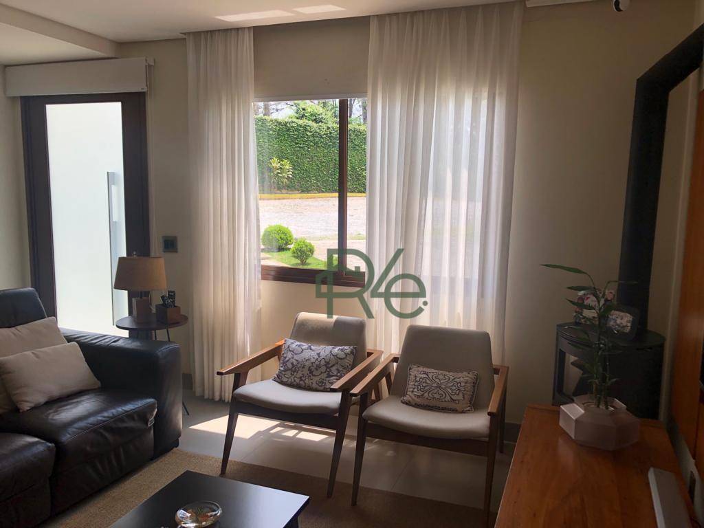 Casa de Condomínio à venda com 3 quartos, 225m² - Foto 11