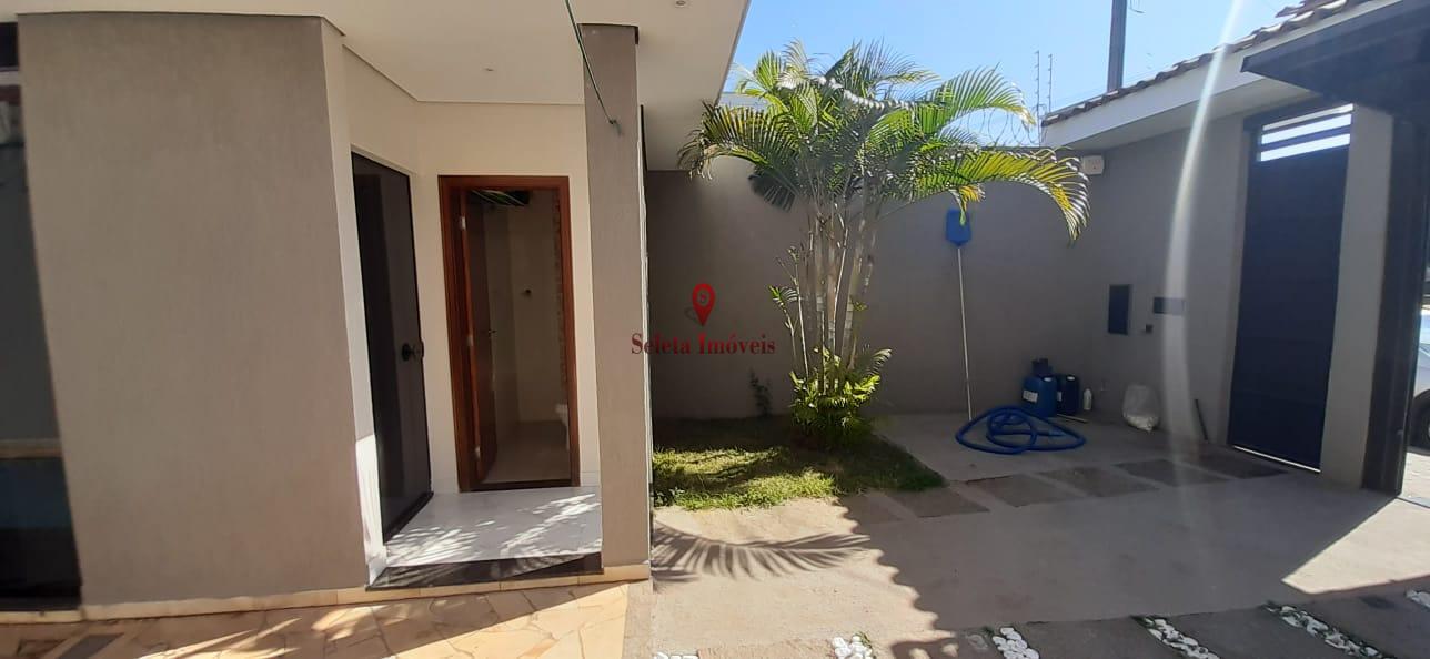 Casa à venda com 2 quartos, 111m² - Foto 4