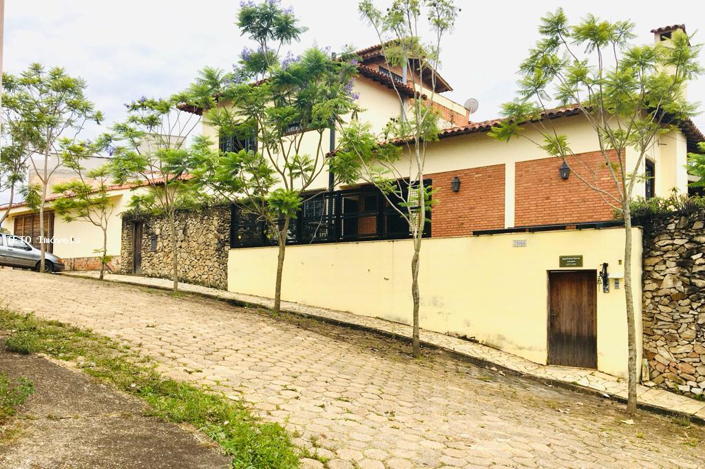 Casa à venda com 4 quartos, 1000m² - Foto 1