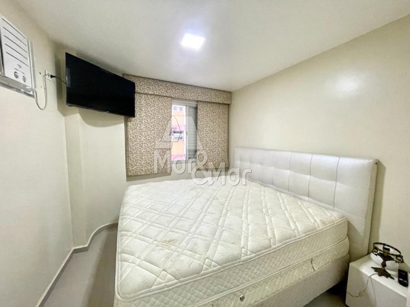 Apartamento à venda com 3 quartos, 140m² - Foto 6