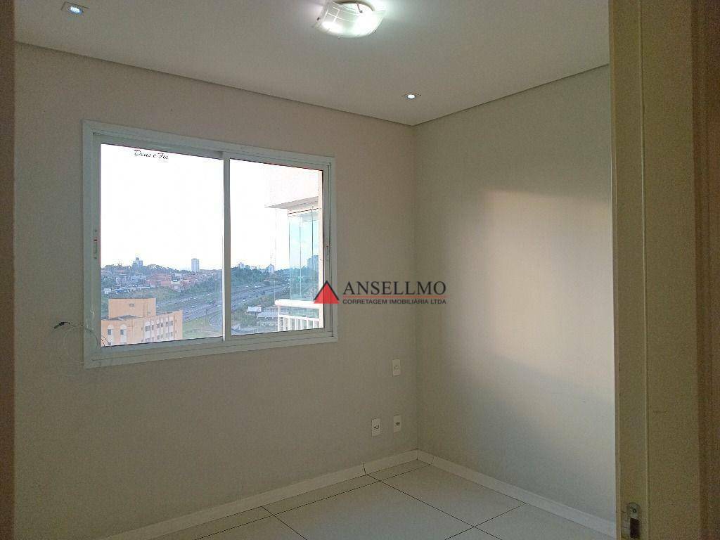 Apartamento para alugar com 3 quartos, 107m² - Foto 10