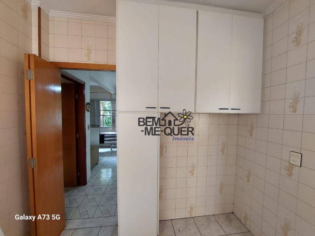 Apartamento à venda com 3 quartos, 73m² - Foto 3